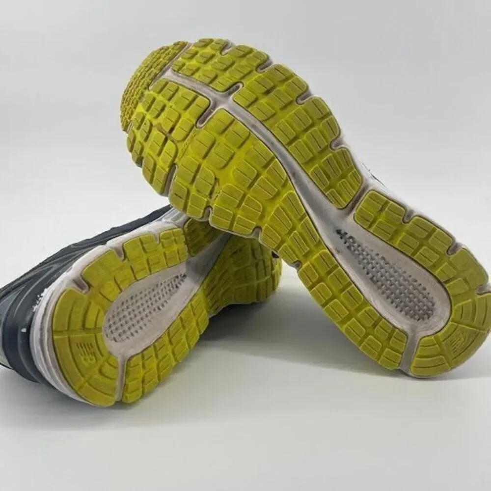 New Balance Size 11.5 Men's Running‎ Shoes Ultrasoft Comfort Insert Gray Yellow